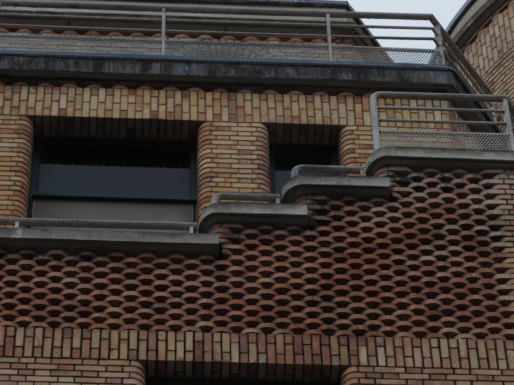 a building with fancy brickwork