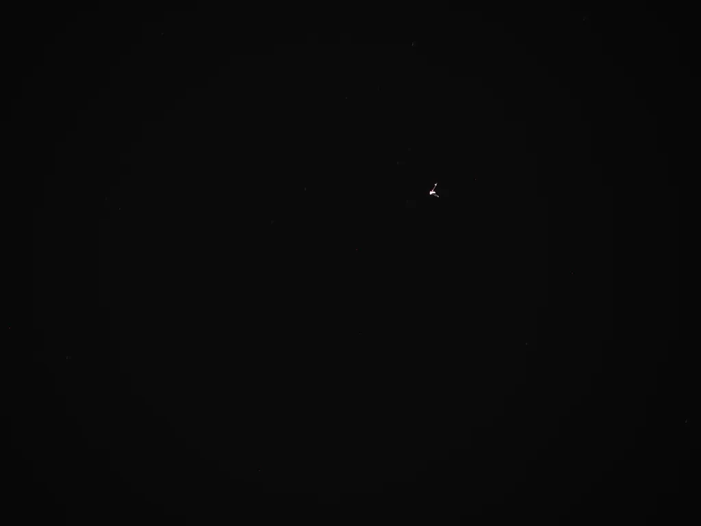 truly, i don't know how I could have shaken such that this looks like a satellite but who knows